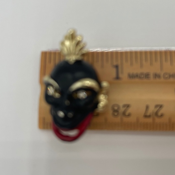 Vintage Enamel BLACKAMOOR Scatter  Pins - Vintage Monkey Mask - Picture 8 of 8